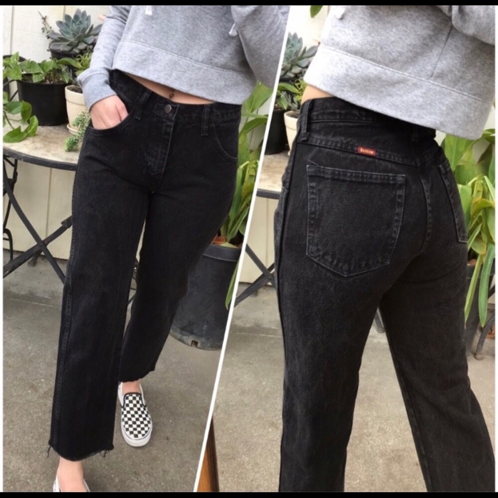 Black mom jeans